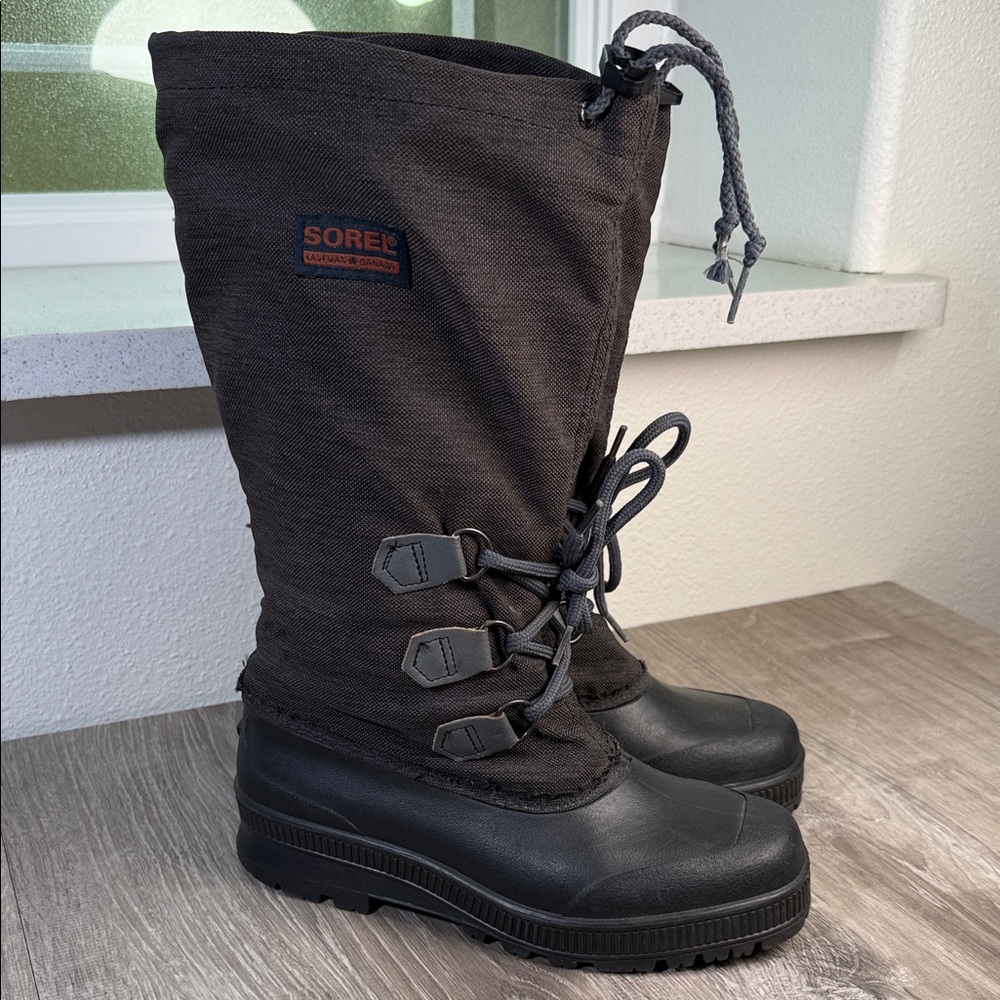 Sorel Charcoal and Black Lace-Up Boots
